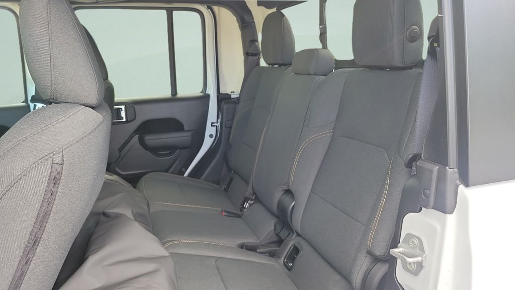 Used 2026 White Jeep Sport S image 11