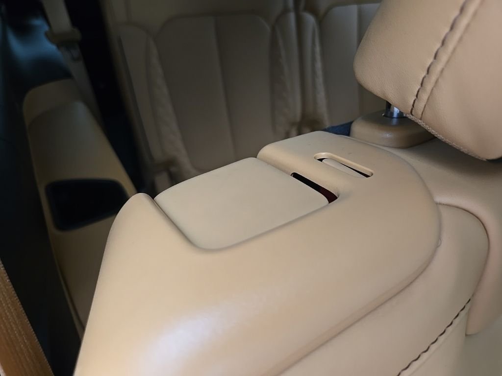 Used 2024 Black Jeep Summit image 96