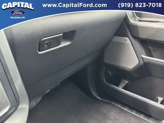 Used 2023 Black Ford Lariat image 26