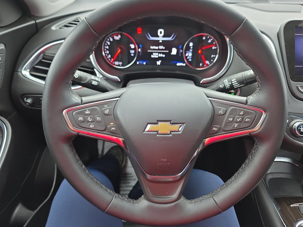 Used 2023 Gray Chevrolet LT image 16
