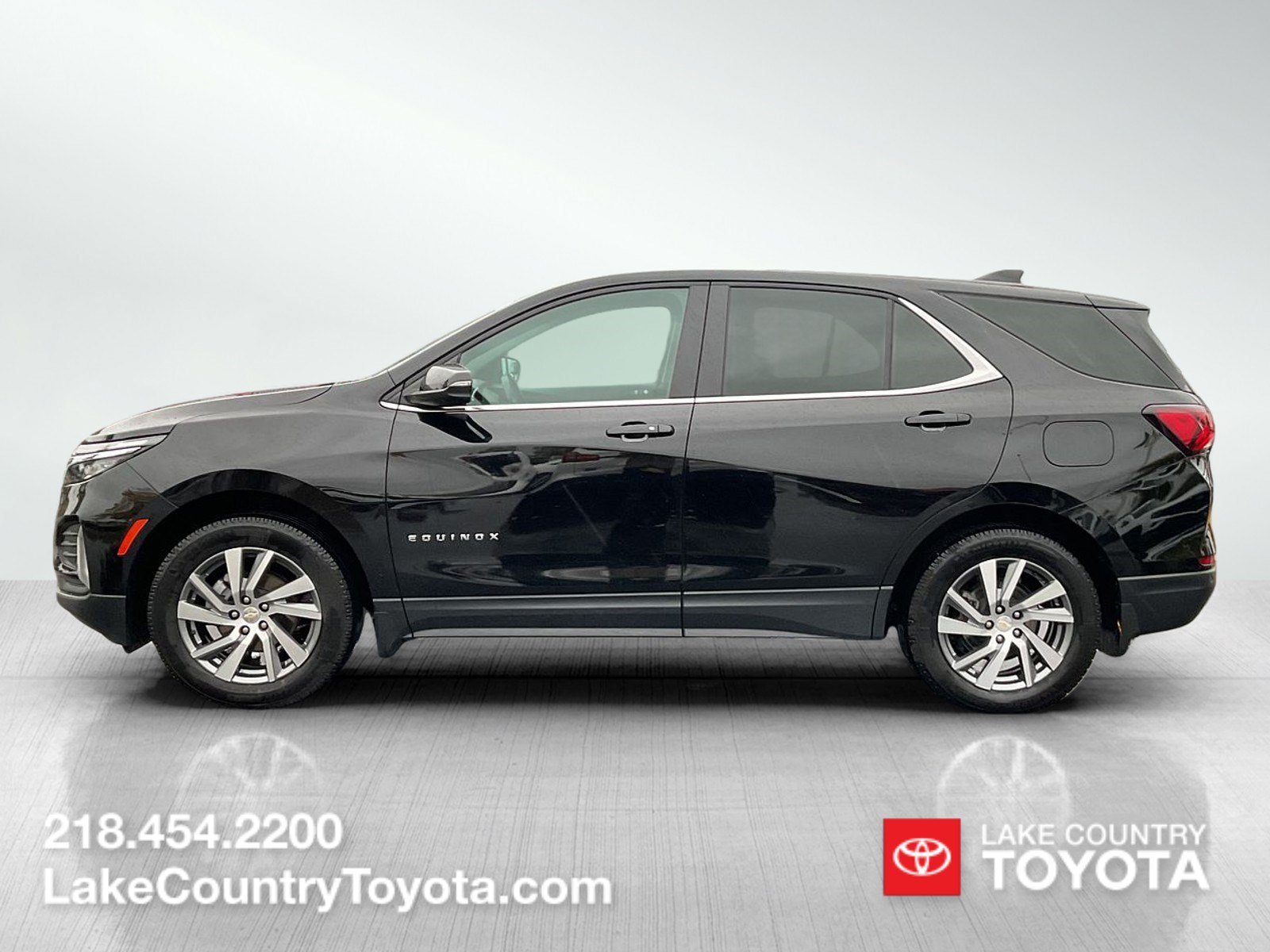 Used 2022 Chevrolet Equinox LT with VIN 3GNAXUEV3NL271695 for sale in Brainerd, MN