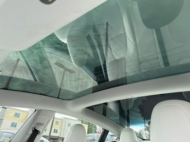 Used 2020 Pearl White Multi-Coat Tesla Long Range image 25