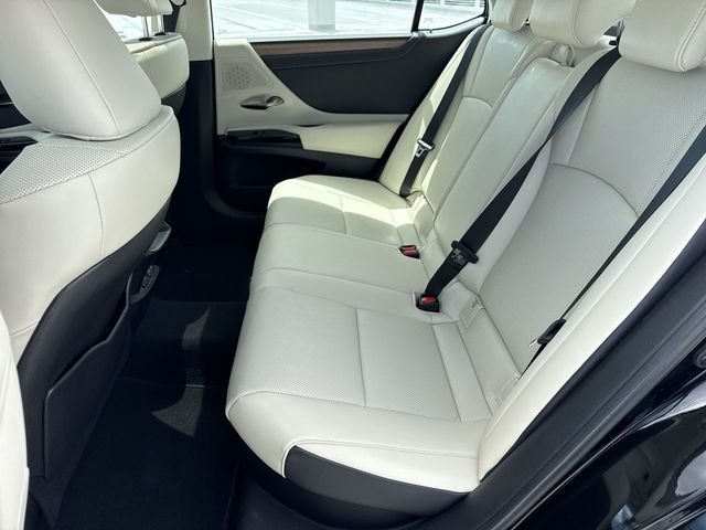Certified Used 2024 OBSIDIAN Lexus 300h image 23