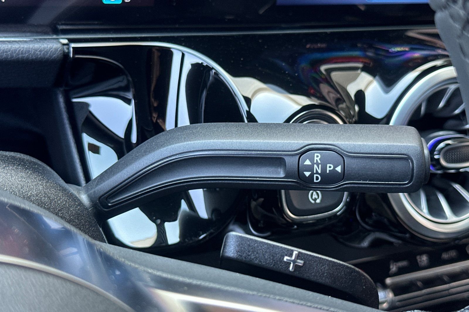 Certified Used 2025 Black Mercedes-Benz GLA 250 image 21