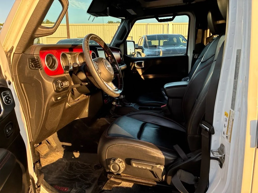 Used 2020 White Jeep Rubicon image 11