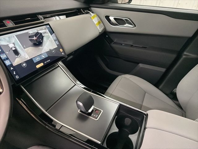 New 2026 Fuji White Land Rover S image 36