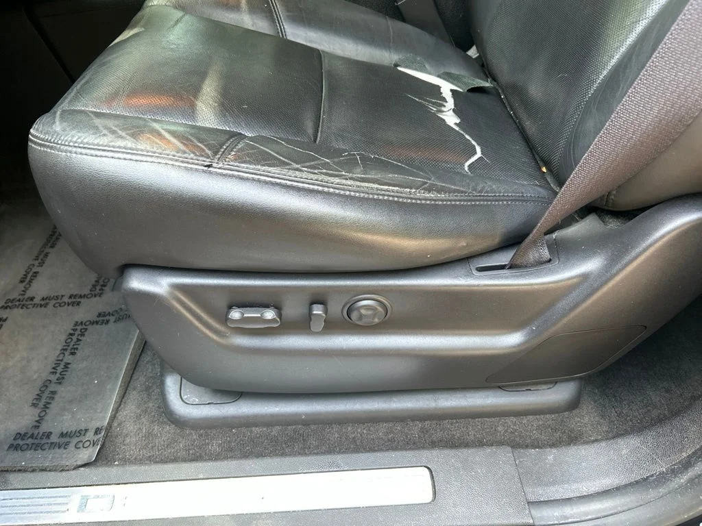 Used 2014 Black GMC Denali image 17