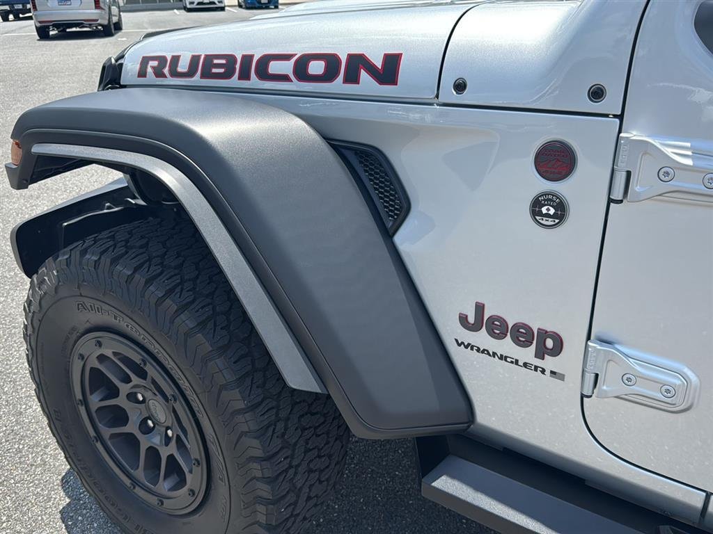 Used 2023 SILVER JEEP RUBI image 13