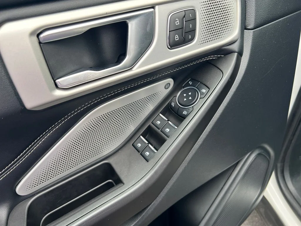 2020 Ford Explorer ST - Photo 20