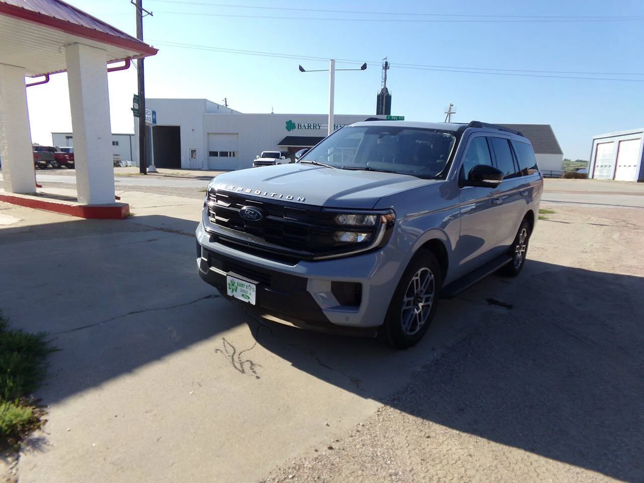 Used 2025 Gray Ford Active 4x4 4dr SUV image 4