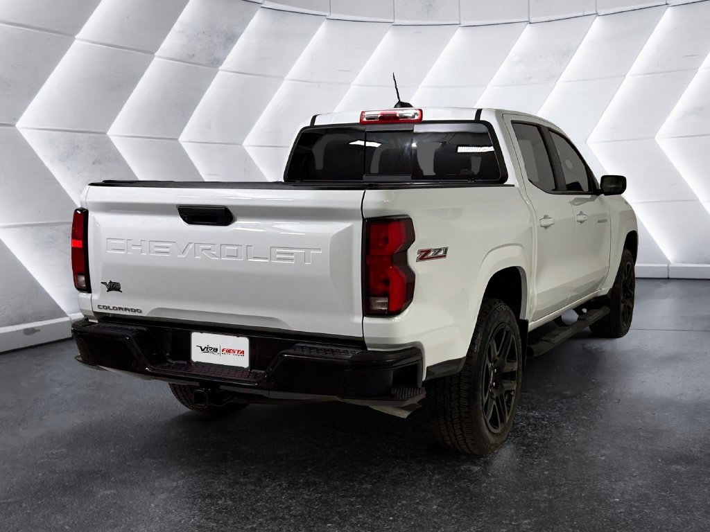 Used 2024 White Chevrolet Z71 image 4