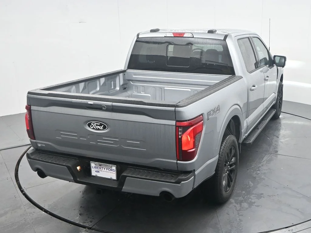New 2026 Iconic Silver Metallic Ford XLT image 37