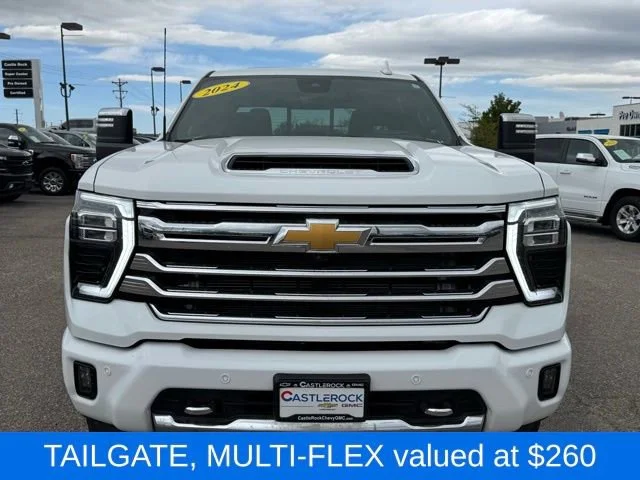 Used 2024 Summit White Chevrolet High Country image 10