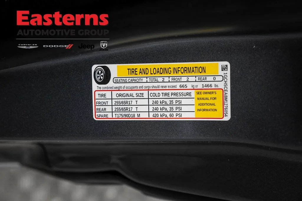 Used 2021 Gray Chevrolet LT image 32