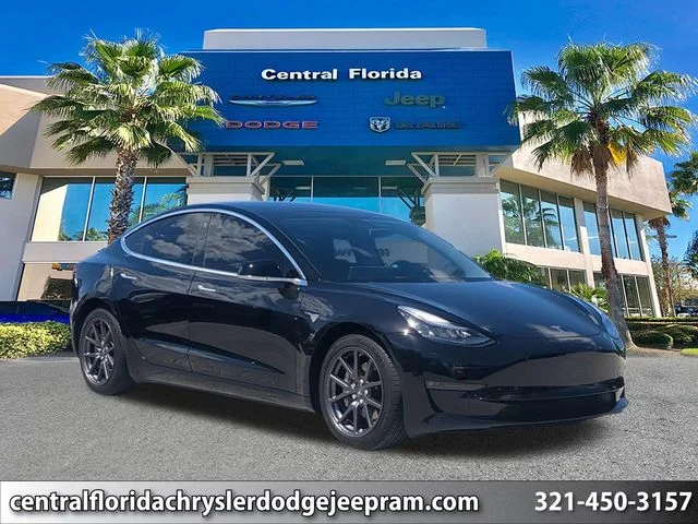 2020 Tesla Model 3 Long Range Dual Motor All-Wheel Drive's photo