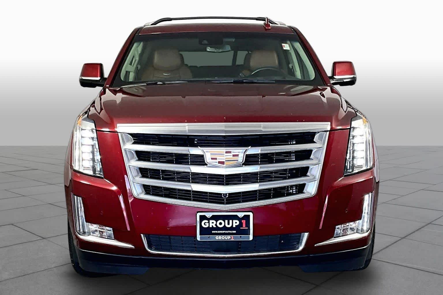 Used 2018 Red Passion Tintcoat Cadillac Premium Luxury image 4