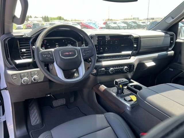 2026 GMC Sierra 1500 SLT - Photo 18