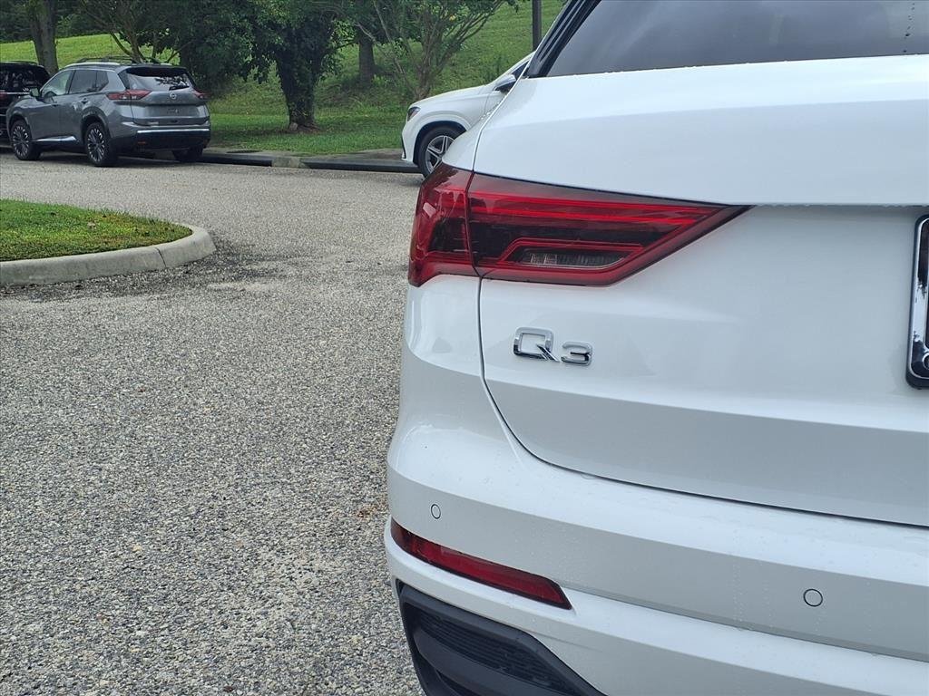 Used 2025 Arkona White Audi S line Premium image 8
