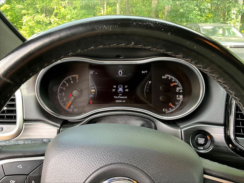 Used 2019 Black Jeep Altitude image 15