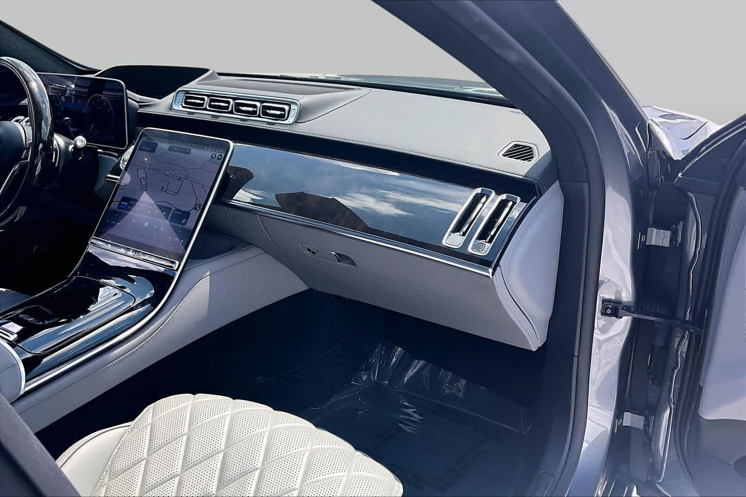 Used 2023 Selenite Grey Mercedes-Benz S 580 image 19