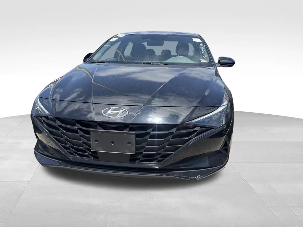 Used 2023 Black Hyundai SEL image 18