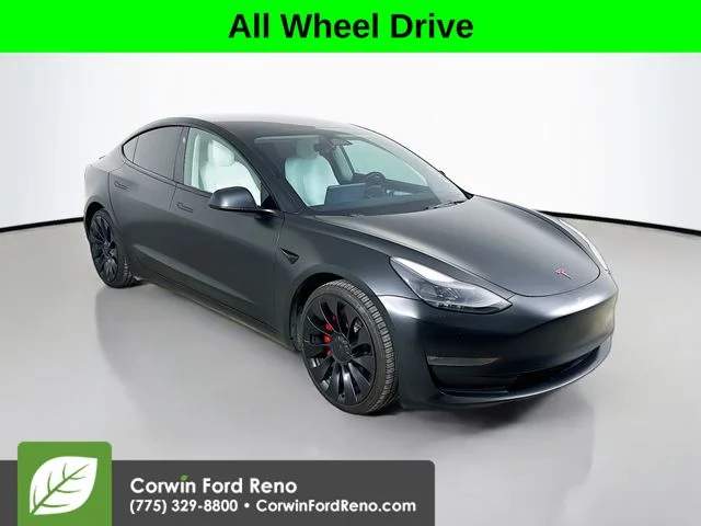 2023 Tesla Model 3 Performance's photo