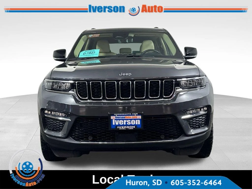 Used 2022 Baltic Gray Metallic Clearcoat Jeep Limited image 3