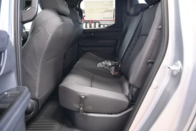 2026 Toyota Tacoma SR5 - Photo 13