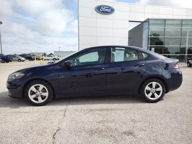 Used 2016 Dodge Dart SXT with VIN 1C3CDFBB3GD635157 for sale in Galesburg, IL