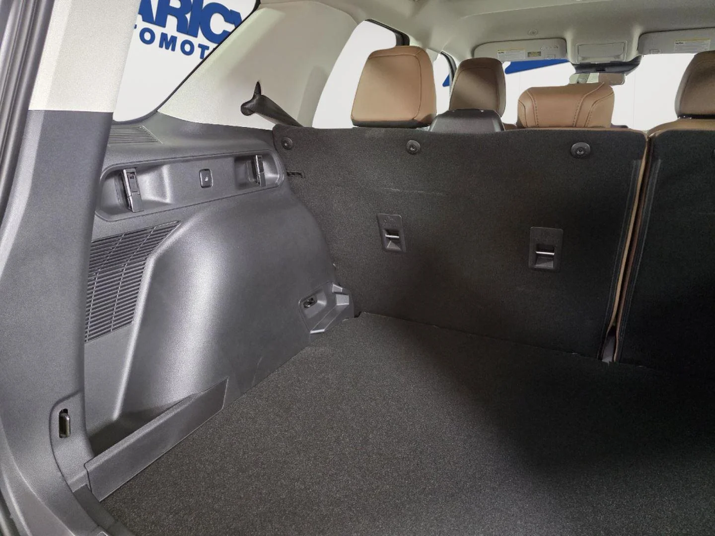 Used 2025 Carbonized Gray Metallic Ford Outer Banks image 8