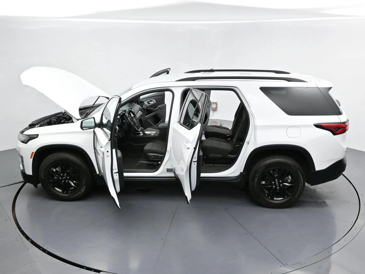 Used 2022 Summit White Chevrolet LT Cloth image 40