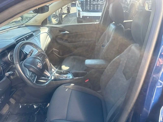 Used 2023 Blue Buick Preferred image 8