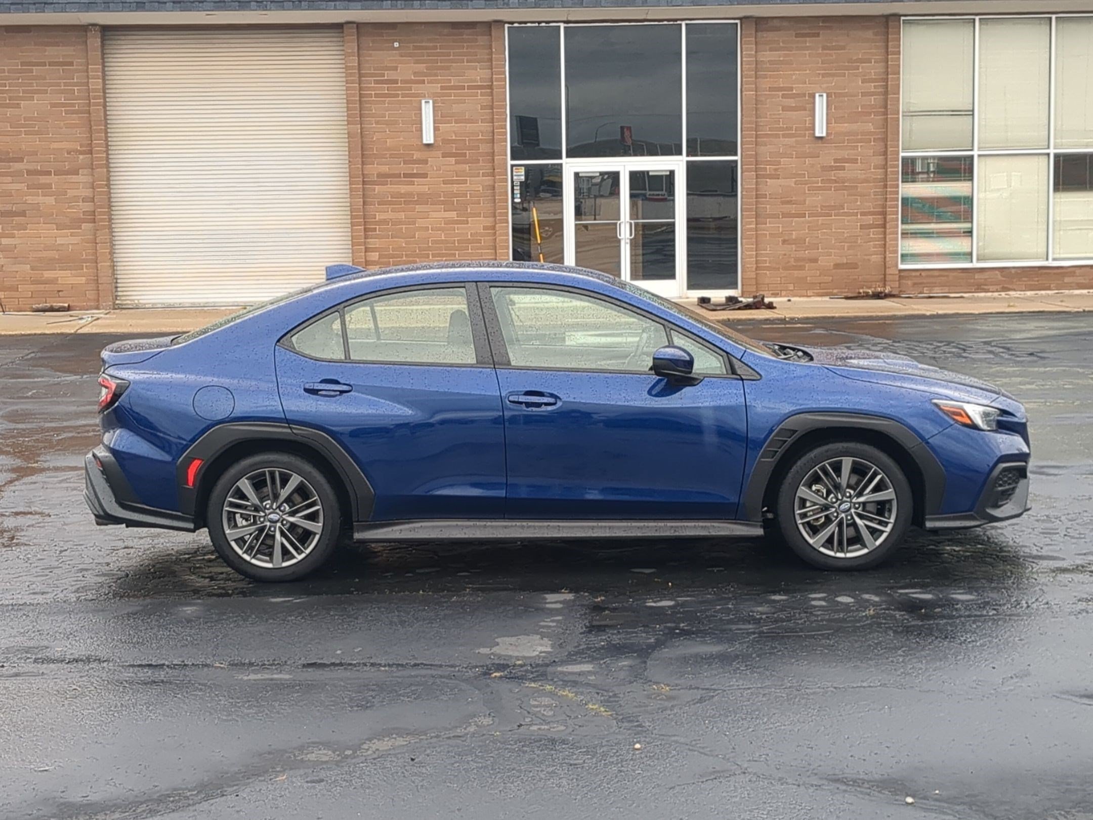 Used 2024 Sapphire Blue Pearl Subaru  image 2