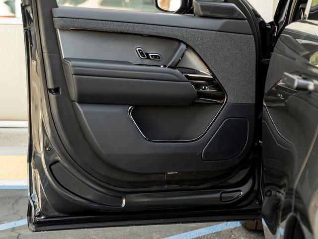 Used 2025 Carpathian Grey Prem Met Land Rover Dynamic SE image 12