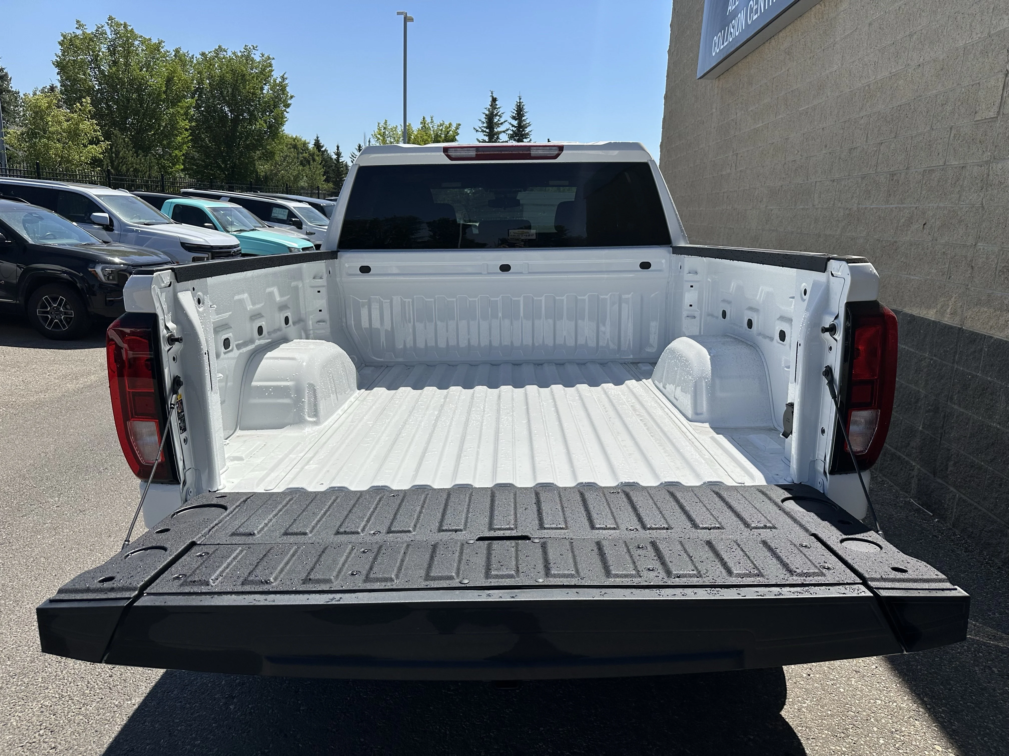 New 2026 Summit White GMC Elevation image 8