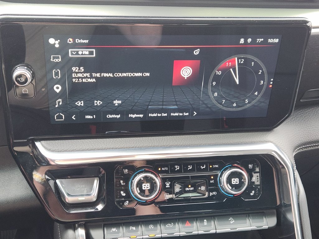 Used 2025 White GMC Denali image 18