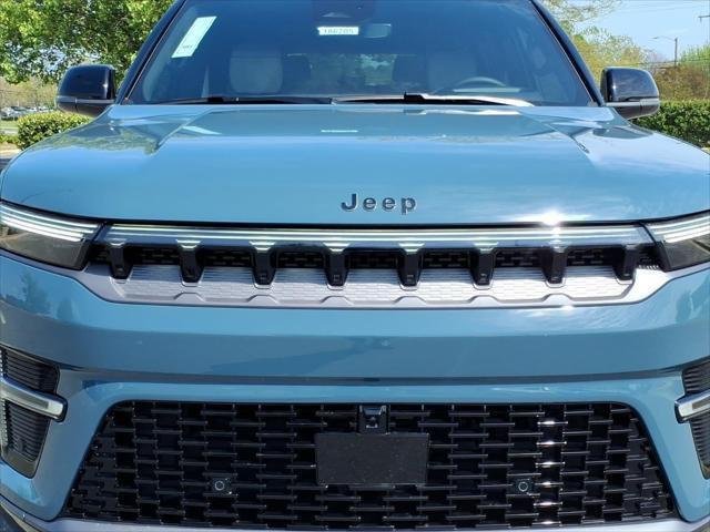 New 2026 Steel Blue Exterior Paint Jeep Grand Wagoneer image 14