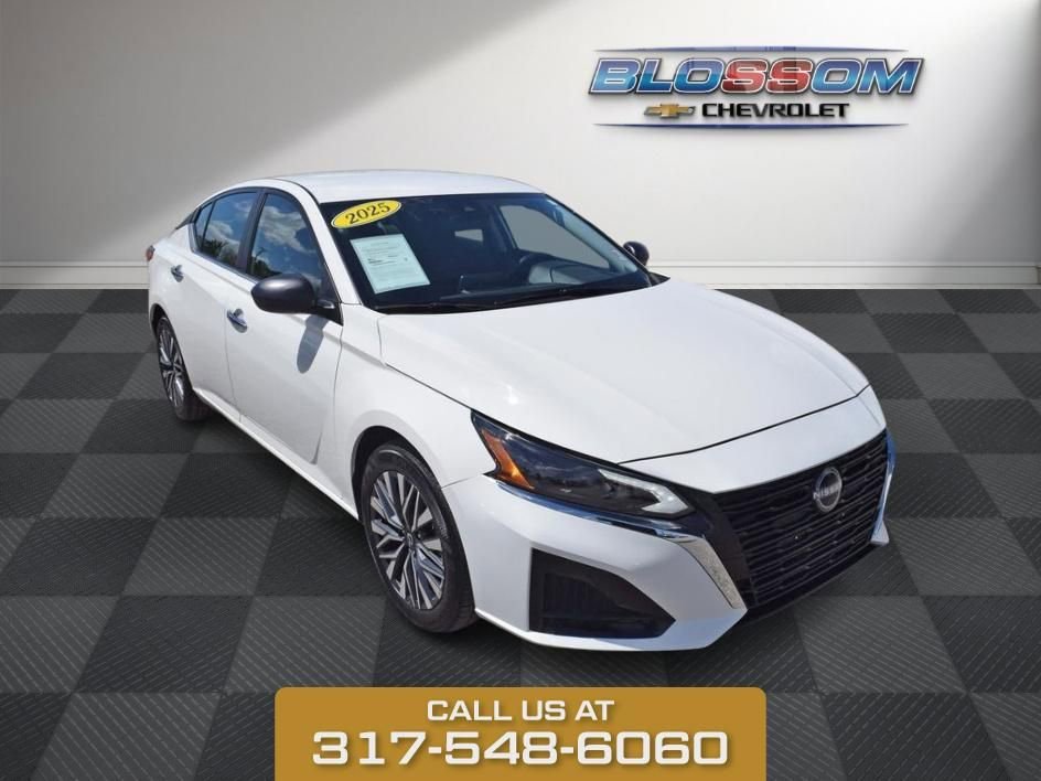 2025 Nissan Altima