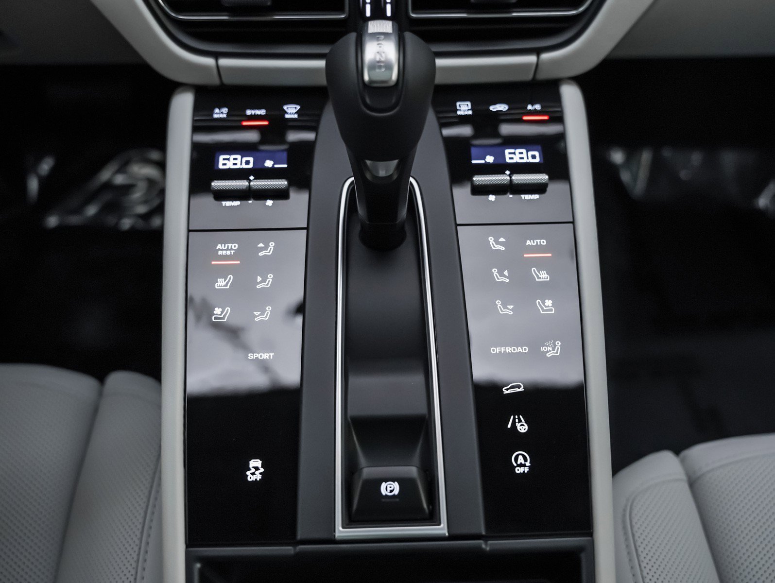 2026 Porsche Macan - Photo 20