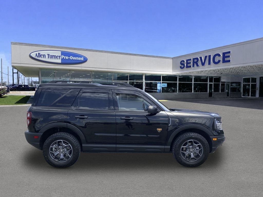 Used 2021 Shadow Black Ford Badlands image 9