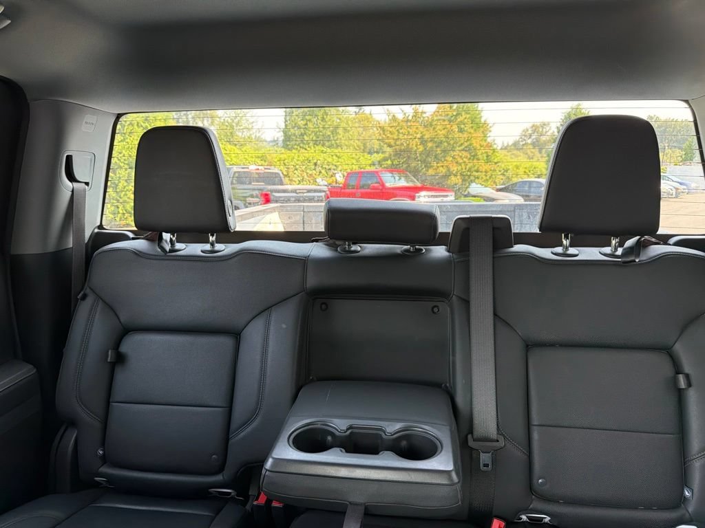 Used 2025 Summit White GMC SLT image 15