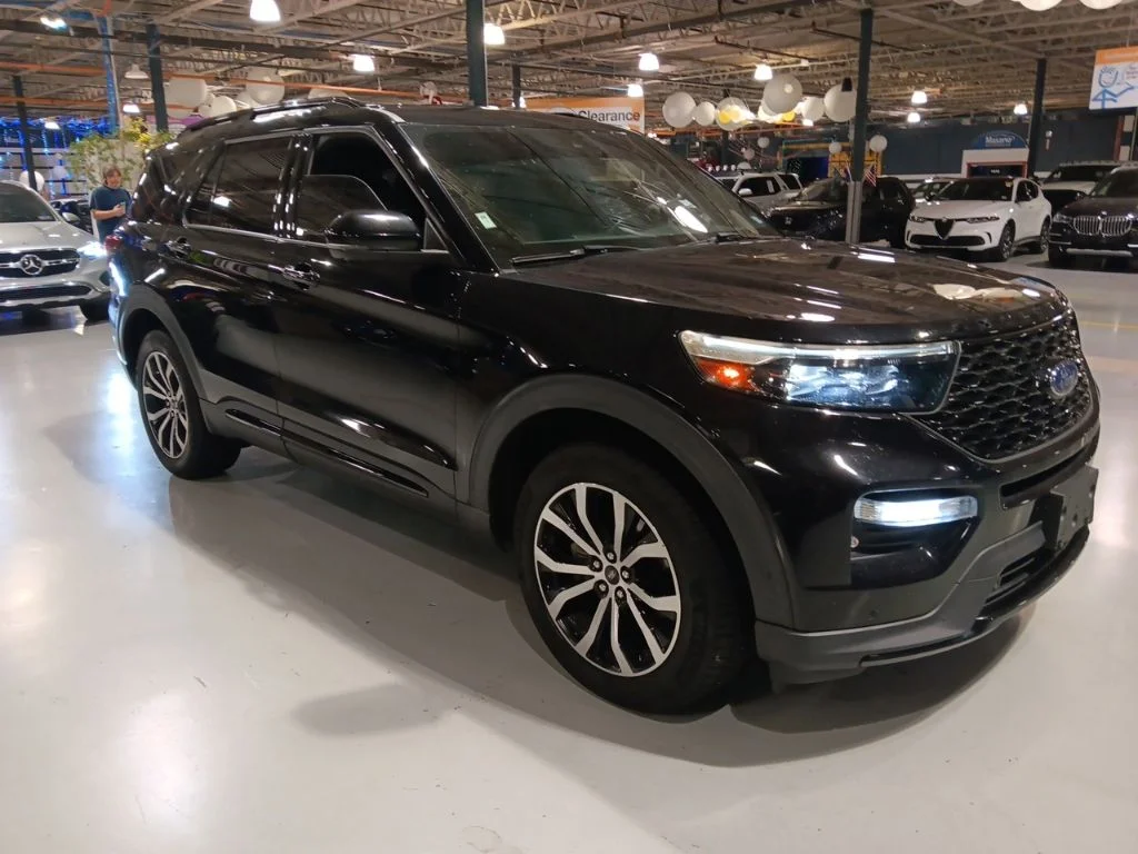 Used 2020 Black Metallic Ford ST image 7