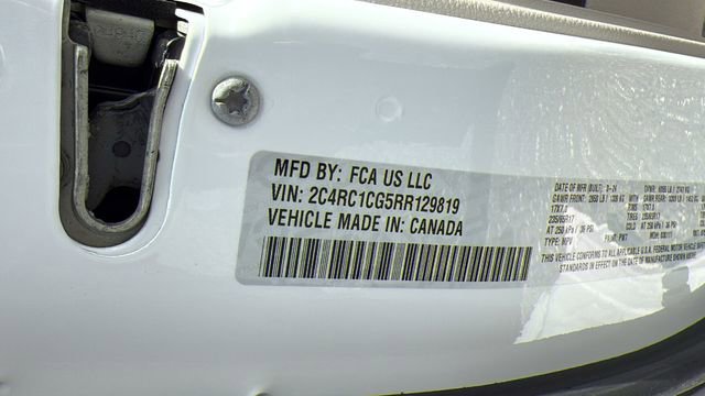 2024 Chrysler Voyager LX - Photo 26