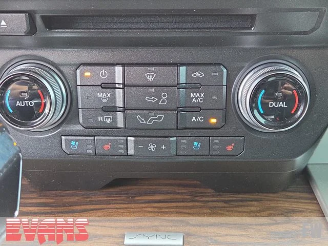 Used 2018 Gray Ford Lariat image 12