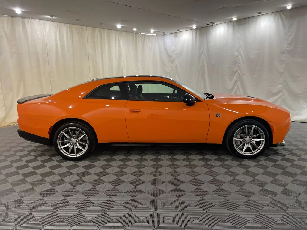 2026 Dodge Charger Scat Pack - Photo 5