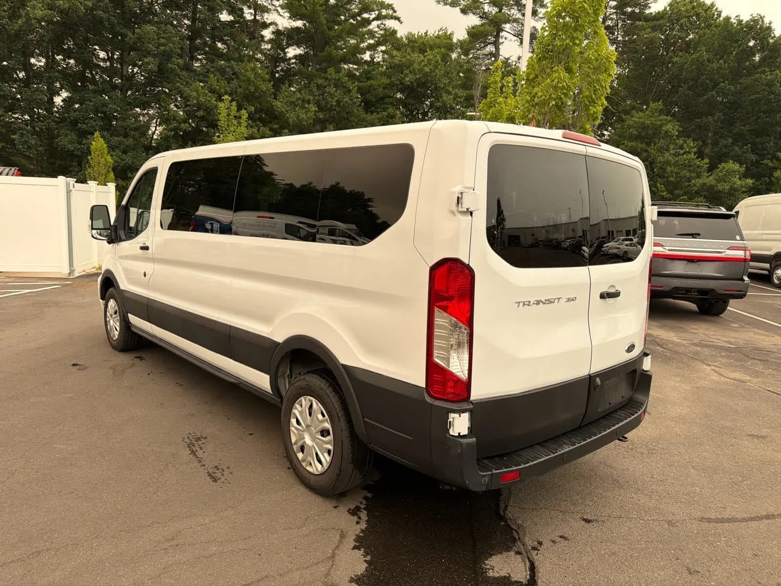 Used 2023 Oxford White Ford XLT image 11