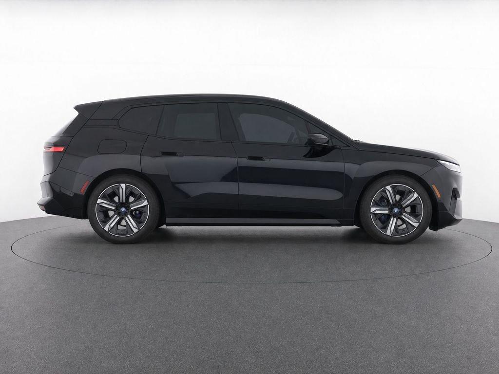 Certified Used 2024 Dark Graphite BMW xDrive50 image 2