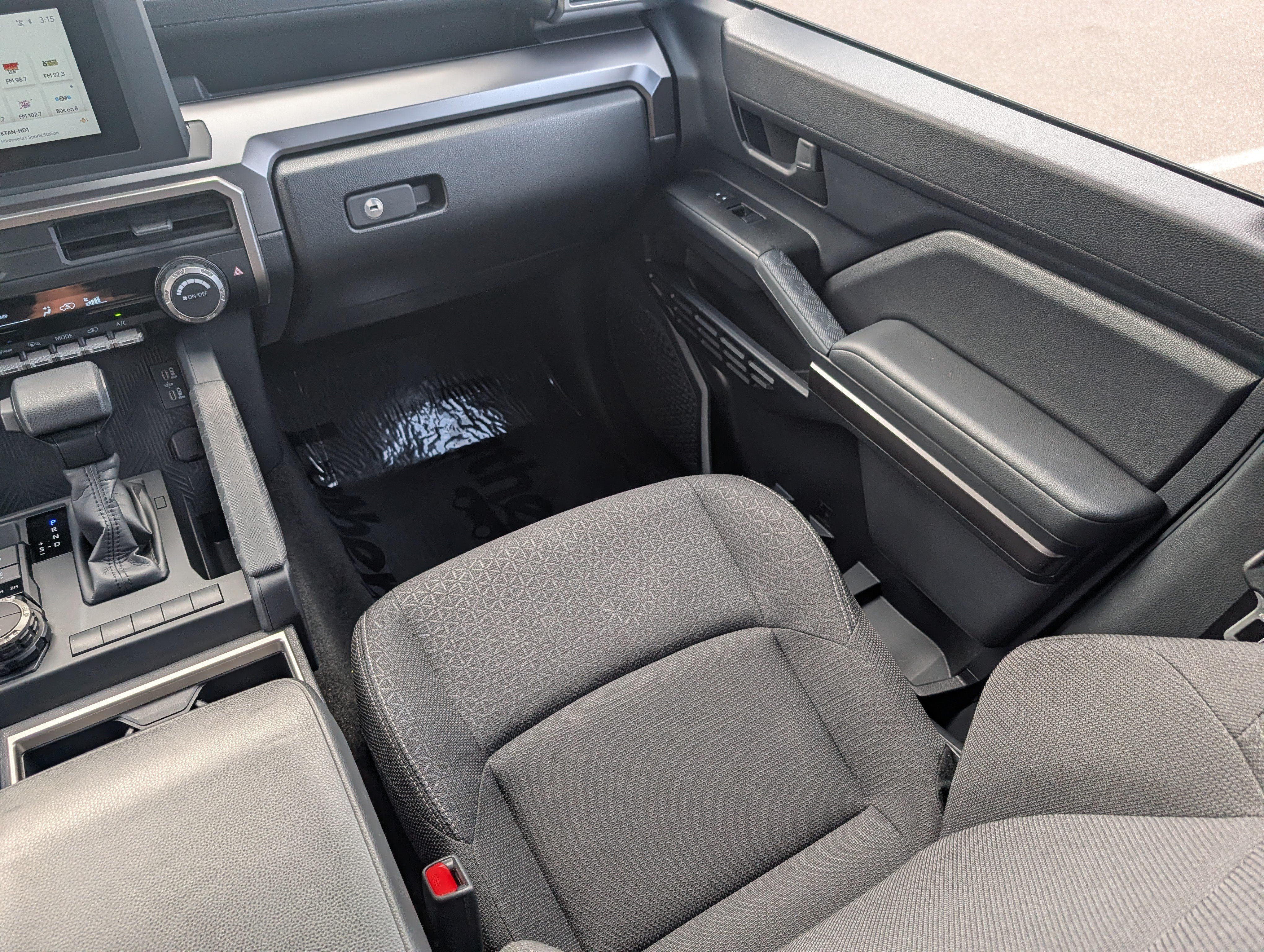 Certified Used 2025 Ice Cap Toyota SR5 image 11