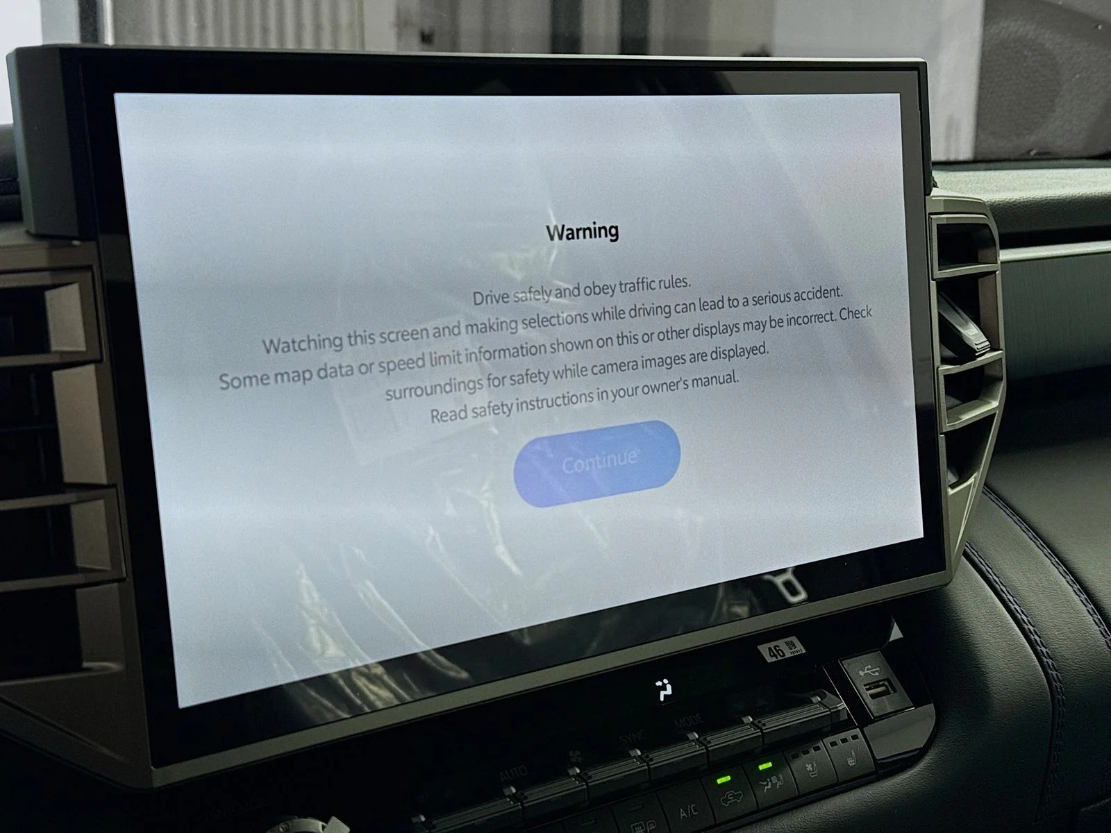 2026 Toyota Tundra Platinum - Photo 6