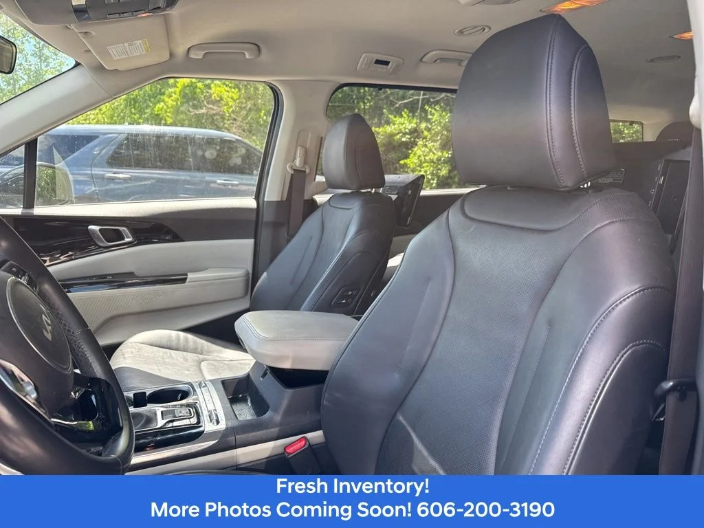 Used 2022 Black Kia SX image 10